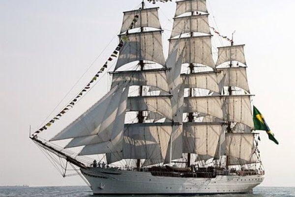 Brazilian Navy's Cisne Branco with Onwa Weather Station onboard